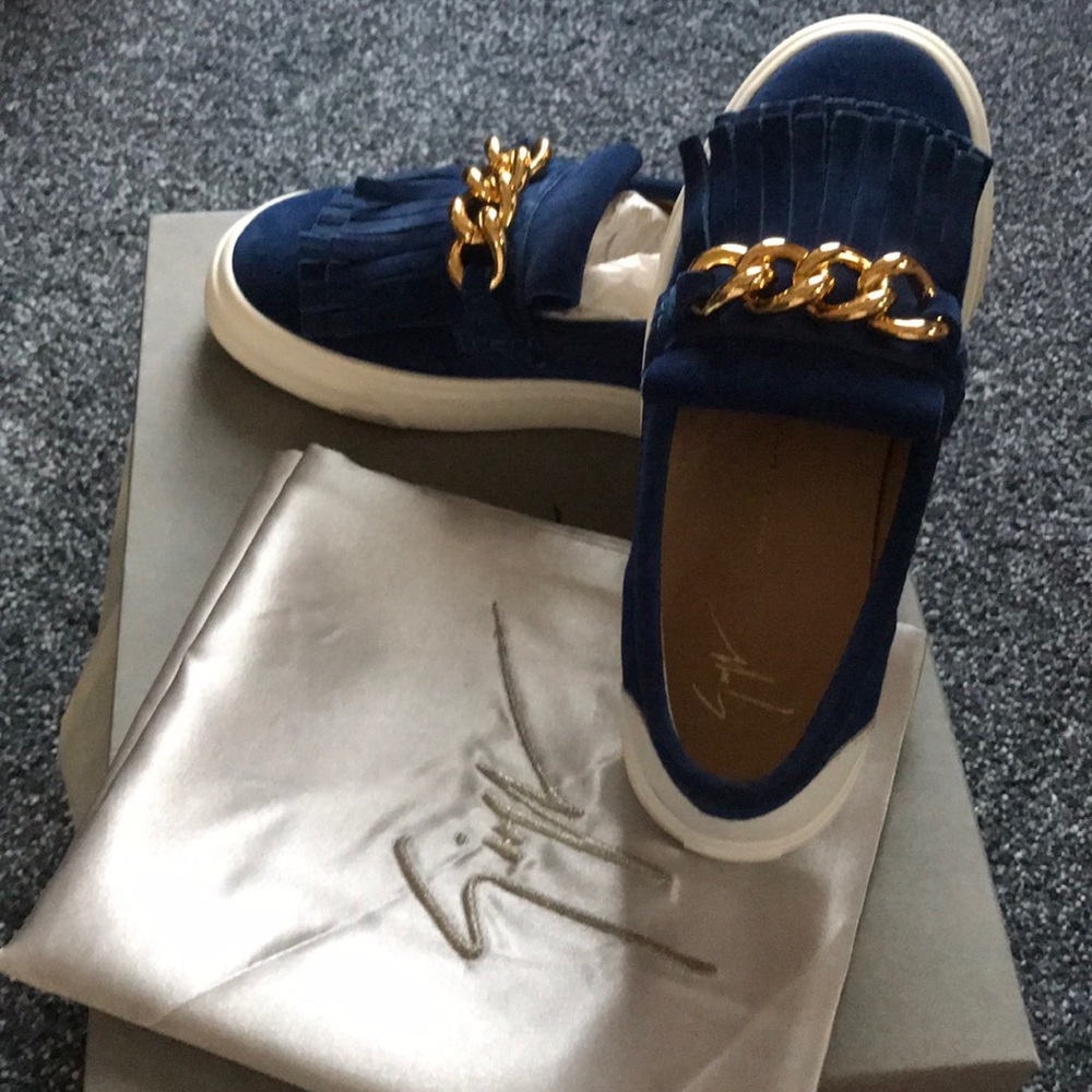 Giuseppe Zanotti size 7B